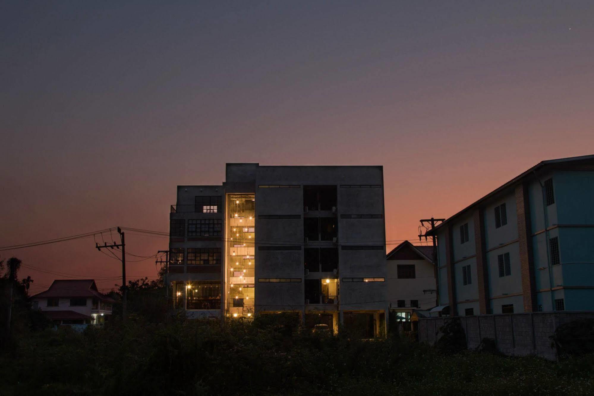 Rumpai Loft Habitat Chiang Mai Dış mekan fotoğraf