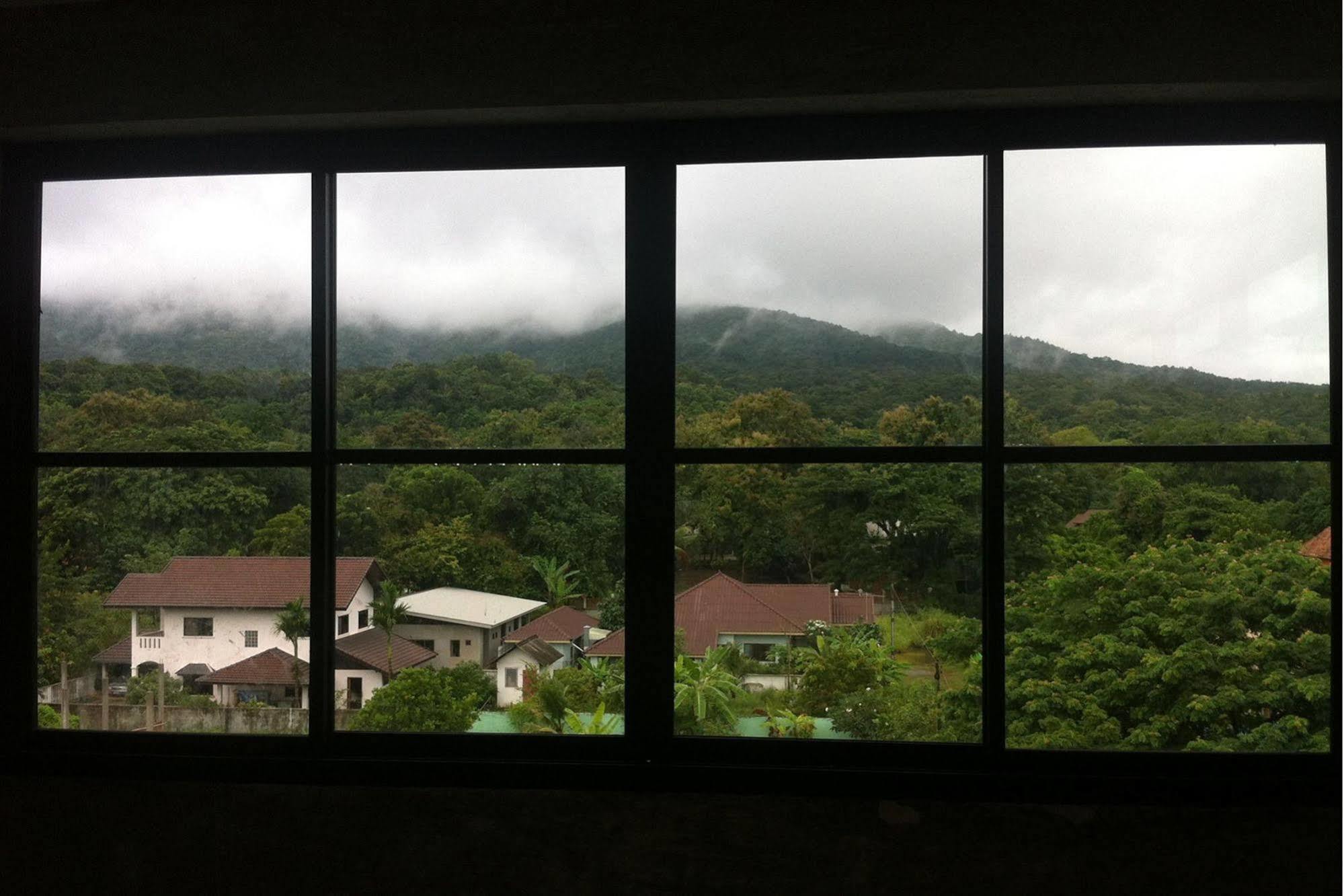 Rumpai Loft Habitat Chiang Mai Dış mekan fotoğraf