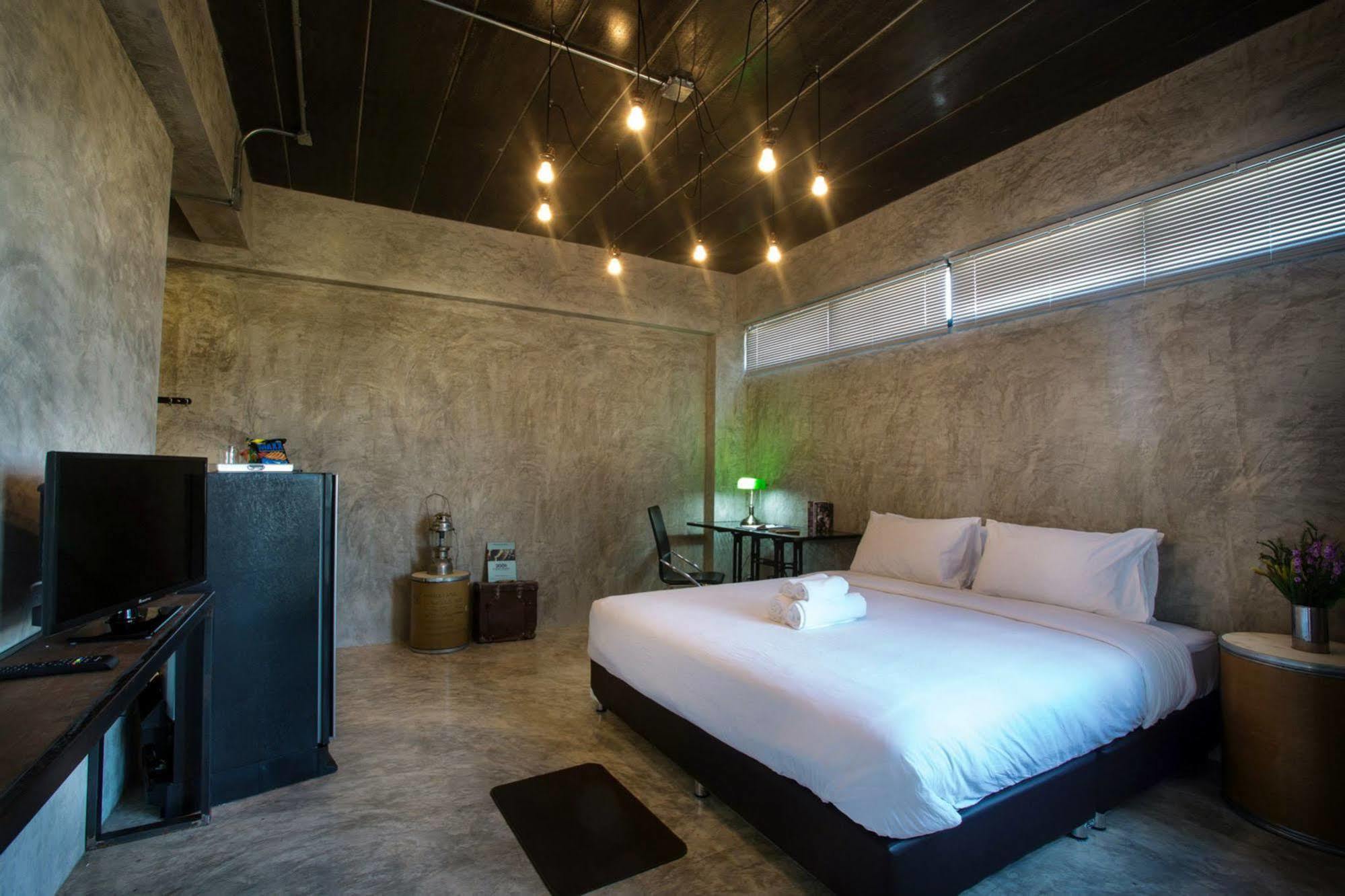 Rumpai Loft Habitat Chiang Mai Dış mekan fotoğraf