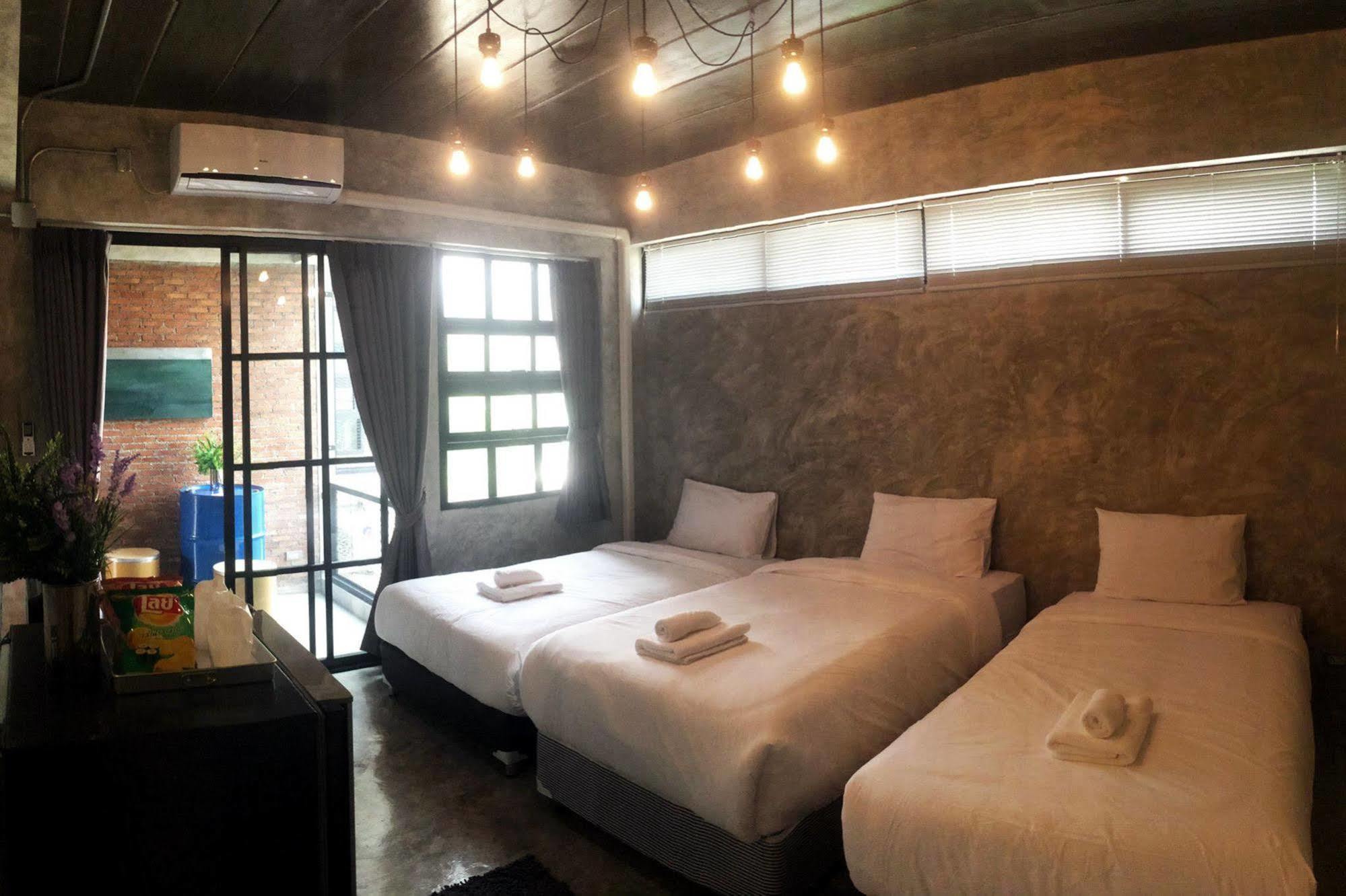Rumpai Loft Habitat Chiang Mai Dış mekan fotoğraf