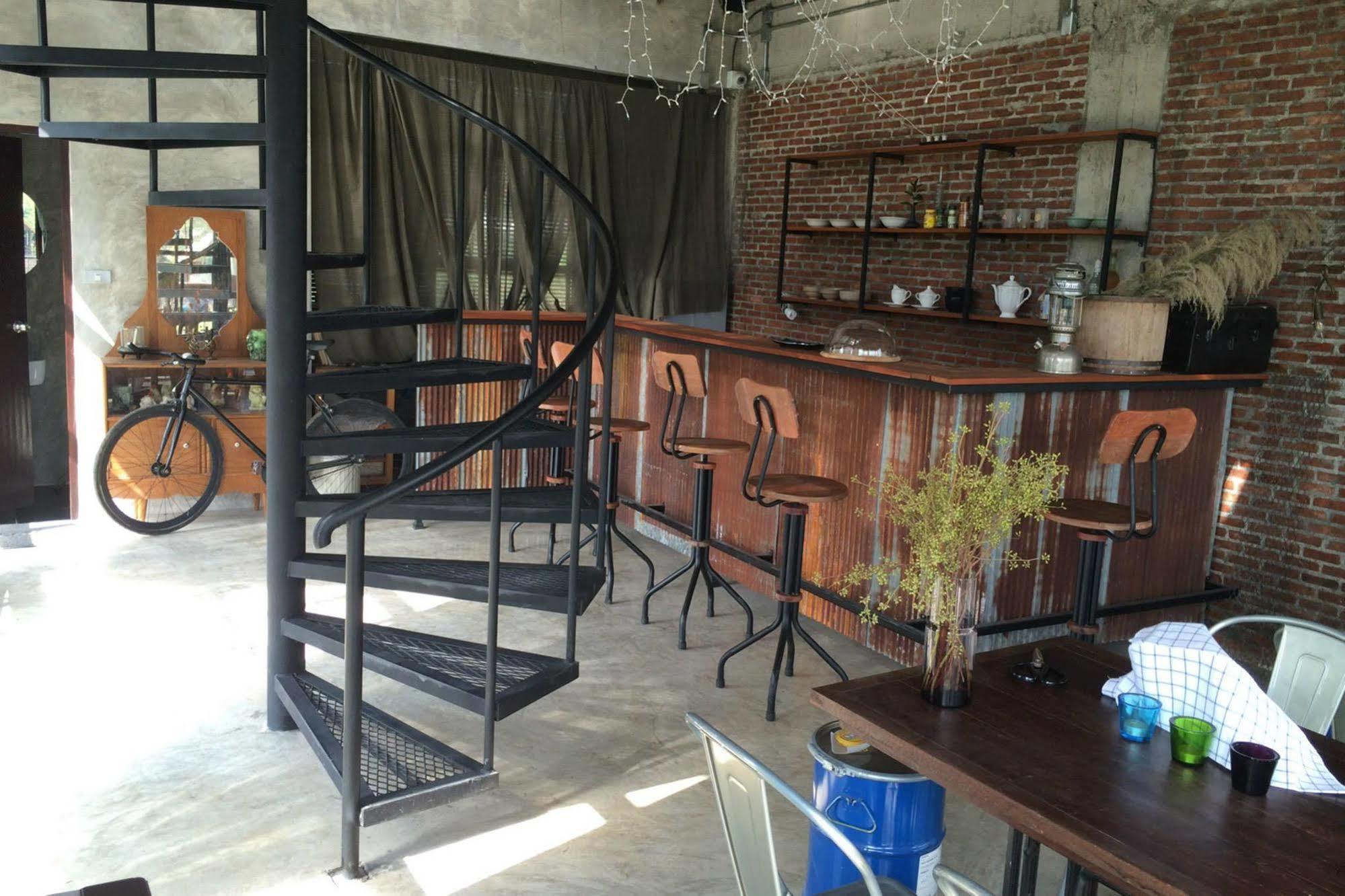 Rumpai Loft Habitat Chiang Mai Dış mekan fotoğraf